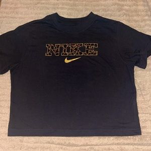 Black tee with Nike on front